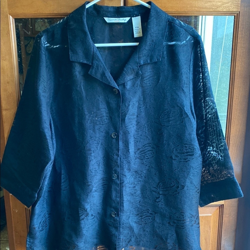 French Laundry Petites Black Sheer Boxy Notched Collar Button Down PXL Shirt